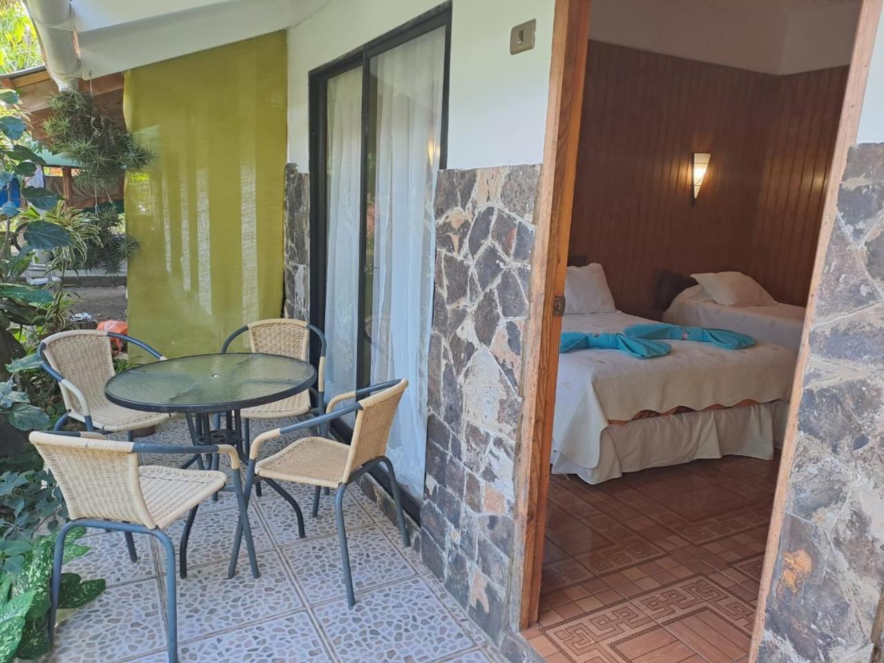 Hostal Avareipua هانجا روا المظهر الخارجي الصورة